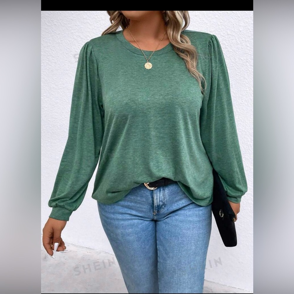 Long sleeve nice shirt. SHEIN size 5XL(22). Great condition. Worn once